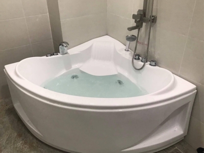 Bồn Tắm Nằm Giá Rẻ Tại TP. Hồ Chí Minh: Giải Pháp Nâng Tầm Cuộc Sống Hiện Đại